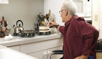 Como adaptar a casa para a melhor qualidade de vida de um idoso